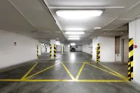 塔利亞歐洲之星酒店 - 停車場