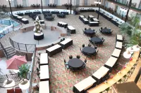 洲際飯店集團假日飯店德梅因機場/會議中心 - 早餐