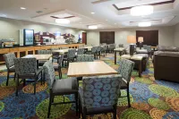 Holiday Inn Express & Suites ROCHESTER – MAYO CLINIC AREA by IHG - breakfast