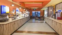 Holiday Inn Express & Suites OLIVE BRANCH by IHG - breakfast