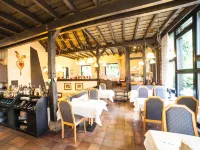 Landhotel der Schwallenhof Hotels in Bad Driburg