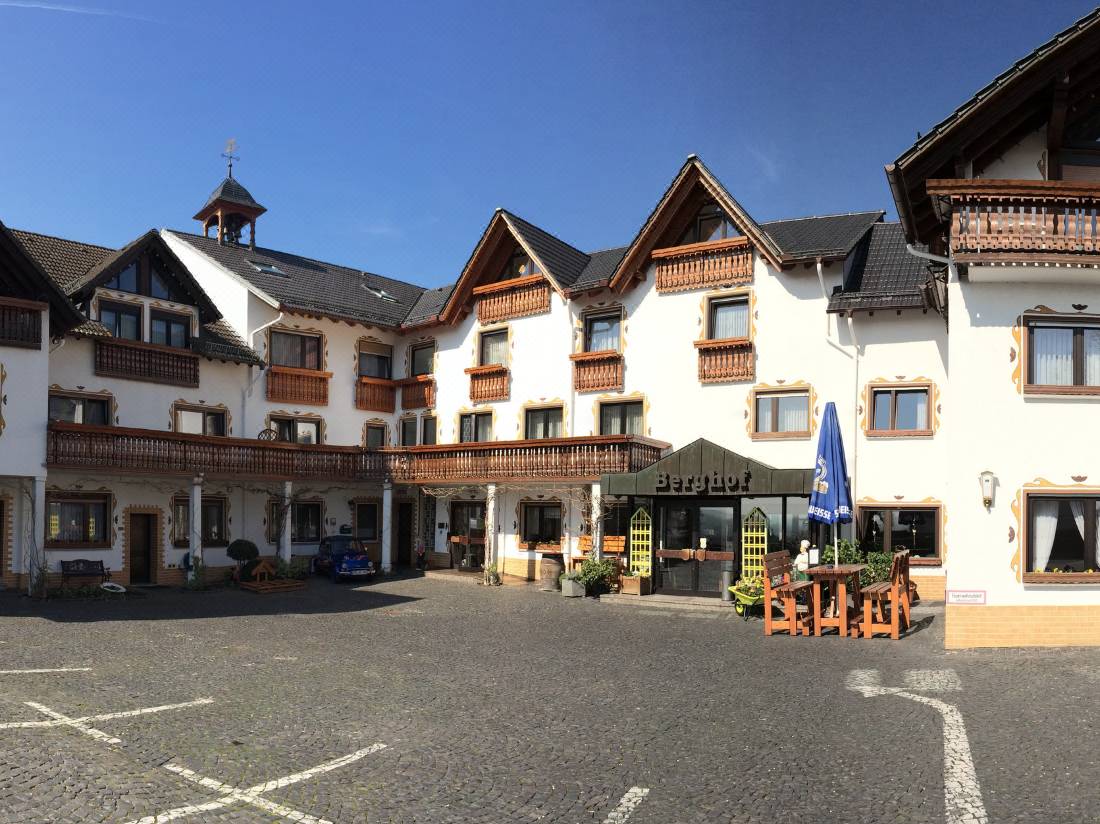 Hotel - Restaurant Berghof-Berghausen Updated 2022 Room Price-Reviews &  Deals | Trip.com