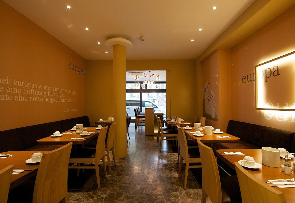 3. 호텔 유로파 라..