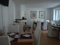 Hotel Kaiserswerth Hotels near Wittlaer