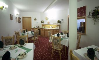 Altstadthotel "Garni" Grimma