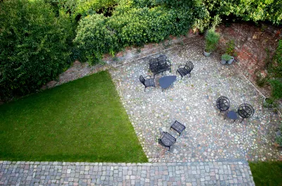 August the Boardinghouse Hotels near Restaurant Wandrahm