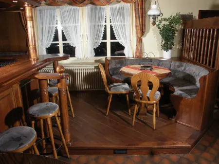 Hotel-Restaurant Zur alten Post Отели в г. Осбергхаузен