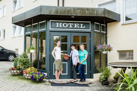 Hotel & Reitsportzentrum Kreuth Отели в г. Вайсенбург-ин-Байерн