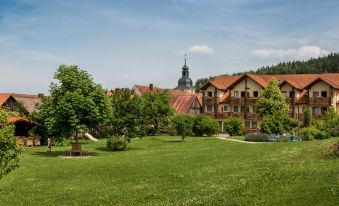 Hollerhöfe - Zu Gast im Dorf