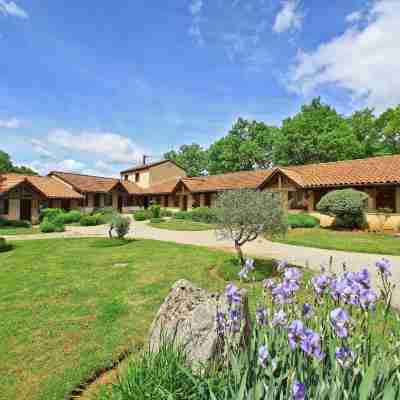Hostellerie Du Causse Hotel Exterior