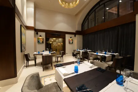 10 Karakoy Istanbul Отели рядом с достопримечательностью «Змеиная колонна»