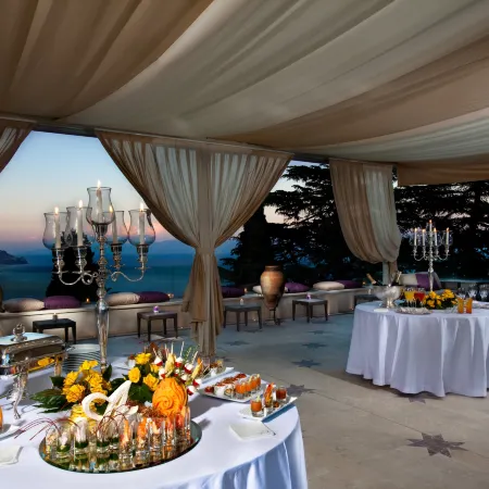 The Ashbee Hotel