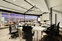 The Parktonian All - Suite Hotel