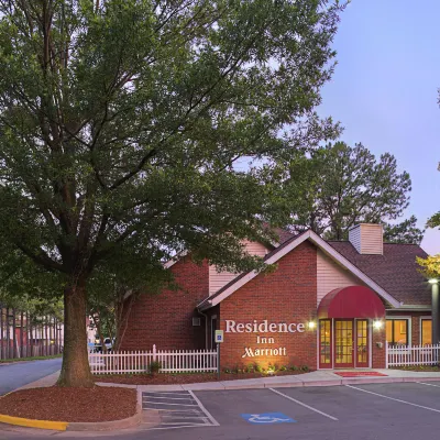 Residence Inn Richmond West End Отели рядом с достопримечательностью «Монумент-авеню»