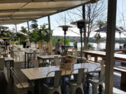 トレードウィンズ ホテル フリマントル フリマントルのホテル