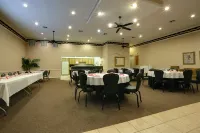 Americas Best Value Inn Paris