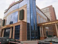 Grand Hotel Eurasia Hotels in der Nähe von Fernsehturm Almaty