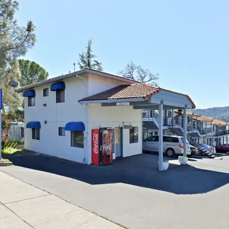 Americas Best Value Inn & Suites Clearlake Wine Country