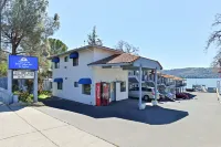Americas Best Value Inn & Suites Clearlake Wine Country Hôtels à : Clearlake Oaks
