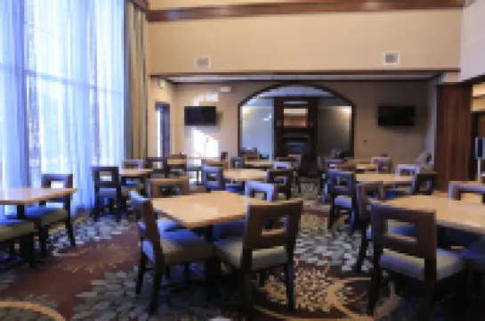 ステイブリッジ スイーツ シリコンバレー by IHG