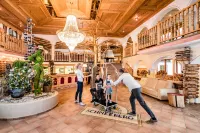 Hotel Schneeberg Family Resort & Spa Отели в г. Рачинес