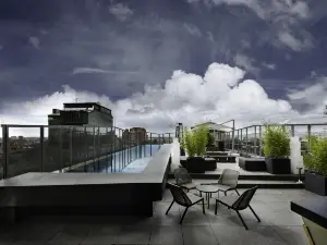 Bog Hotel