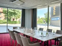 Focus Hotel Premium Gdańsk Отели рядом с достопримечательностью «Спортивный центр Гданьска»
