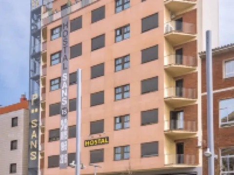 オスタル サンズ バルセロナのホテル