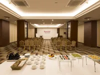 Ramada Plaza by Wyndham İstanbul Ataköy Hotels near Bakirkoy