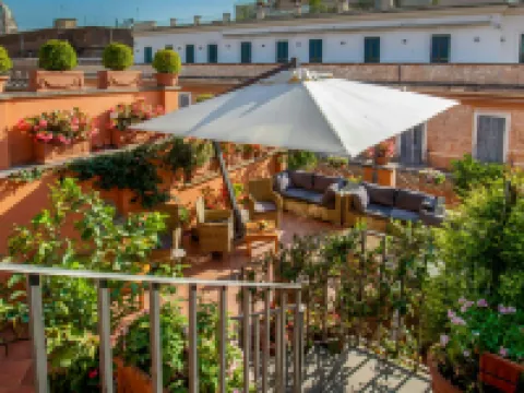 Hotel Mozart Hotels near سباجنا