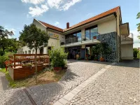 Hotel Bonvino Wine & Spa Hotel di 