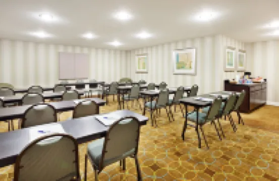 Comfort Inn & Suites Greenwood Near University Hotels in Greenwood