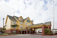 La Quinta Inn & Suites by Wyndham Pharr Rgv Medical Center