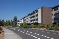 Best Western Plus Rivershore Hotel Các khách sạn gần End of the Oregon Trail Interpretive Center