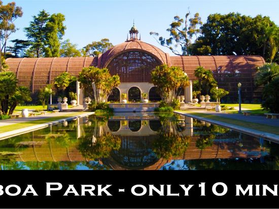 Hotels Near 43rd St Car Wash Hot Dogs In San Diego 2021 Hotels Trip Com