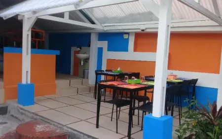 Wisma Hayati Отели в г. Lima Kaum