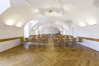 Stift St. Georgen am Längsee Hotels in Gurk