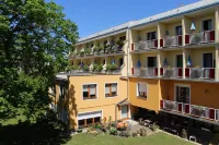Simon - Hotel & Café Hotel a 