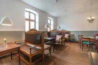 Wellenreiter Gästehaus Tating Hotels in Karolinenkoog