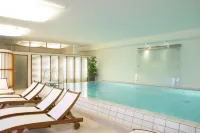 Romantik Hotel Hirschen - Pools