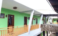 Lava View Lodge