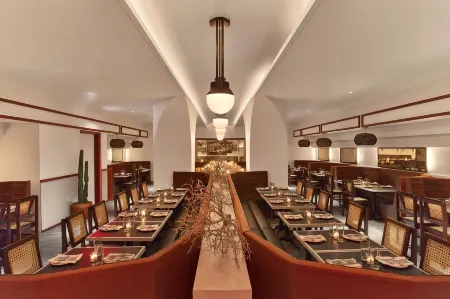 W New York - Times Square Отели рядом с достопримечательностью «Шуберт»