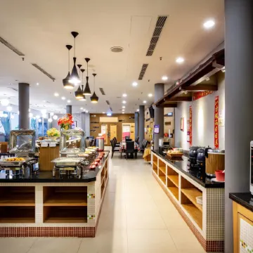 Yoyo Hotel Отели рядом с достопримечательностью «Chiayi Cultural And Creative Industries Park»
