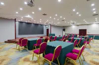 Zhongtian Hotel (Baise High-speed Railway Station Branch)