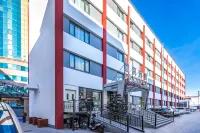 라방 호텔 (베이징 광안문 리저) 대관원 주변 호텔