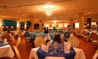 Amwaj Oyoun Resort & Casino