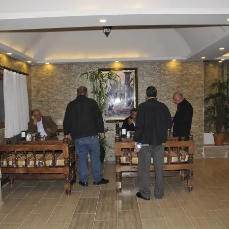Ahranis Hotel