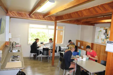 Te Anau Lakefront Backpackers