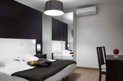 THC Gran Via Hostel - Homestays