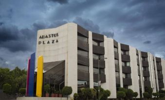 Hotel Abastos Plaza